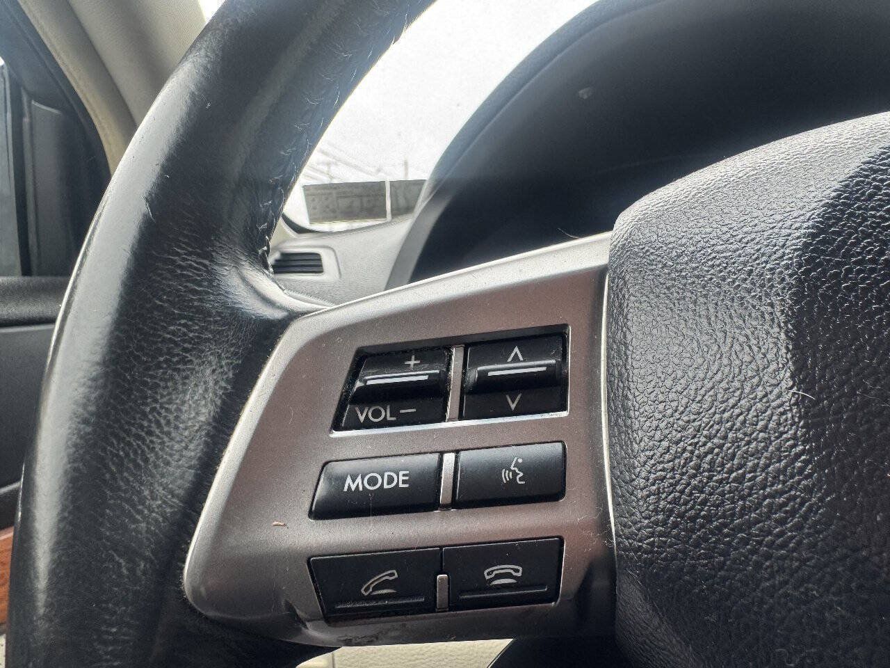 Used 2014 Subaru Outback 2.5i Limited AWD/4WD image 29