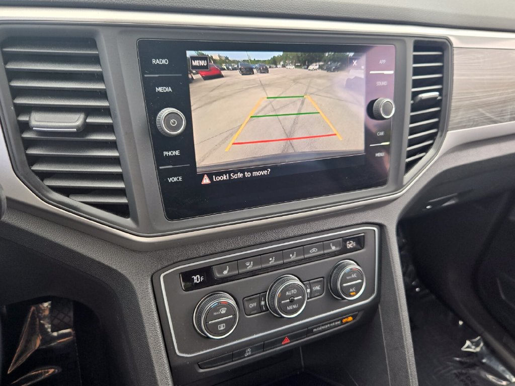 Used 2020 Volkswagen Atlas Cross Sport SE w/ Towing Package FWD image 23