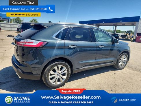 Used 2019 Ford Edge Titanium w/ Cold Weather Package AWD/4WD image 4