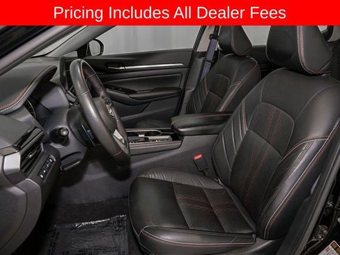 Certified 2024 Nissan Altima 2.0 SR FWD image 11