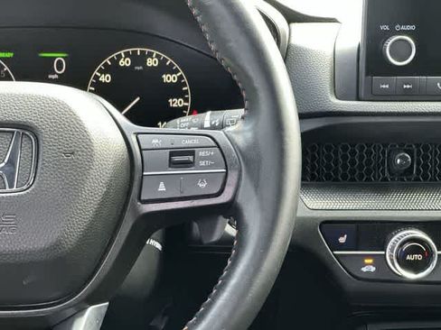 Used 2025 Honda CR-V Sport image 10