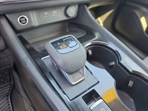 Used 2021 Nissan Rogue S FWD image 25