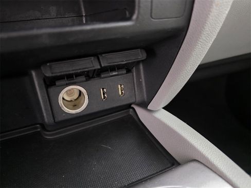 Used 2016 Honda Pilot EX image 25