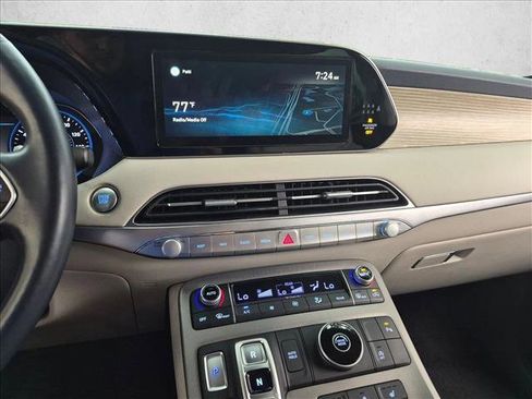 Used 2022 Hyundai Palisade SEL w/ 8P Bench Seat Package FWD image 9