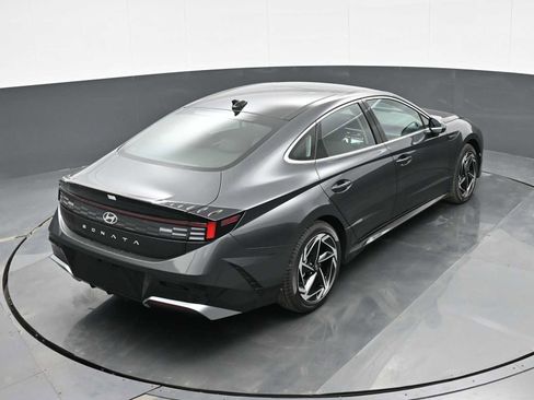 Certified 2025 Hyundai Sonata SEL image 28