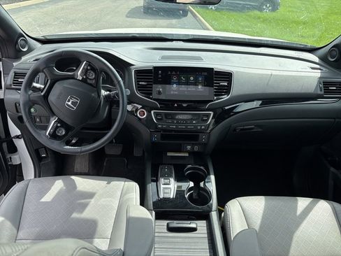 Used 2023 Honda Passport Elite image 21