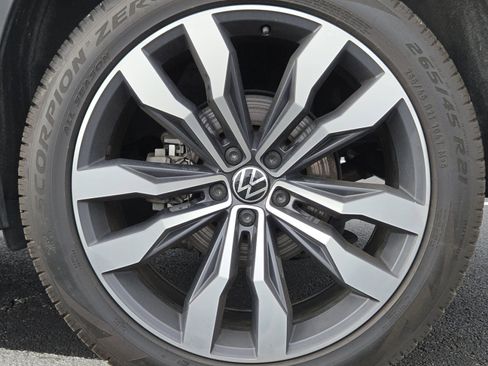 Used 2022 Volkswagen Atlas Cross Sport SEL Premium R-Line w/ Cross Sport MDO Package AWD/4WD image 13