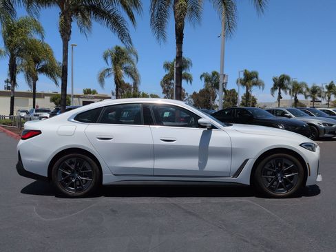 Used 2023 BMW i4 eDrive40 w/ Premium Package RWD image 11