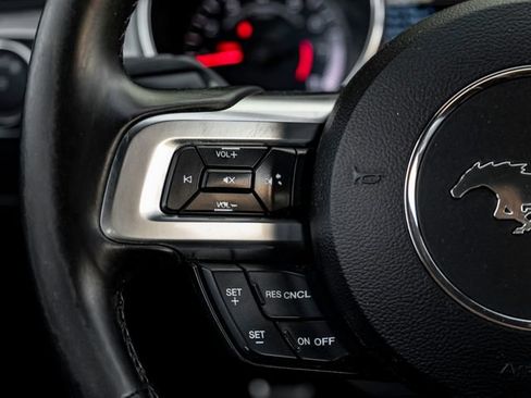 Used 2019 Ford Mustang Premium RWD image 21