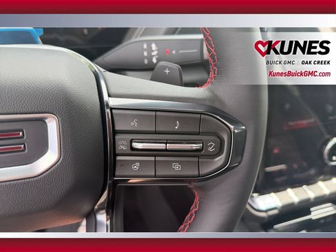 New 2026 GMC Yukon AT4 Ultimate w/ LPO, Floor Liner Package AWD/4WD image 18
