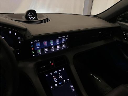 New 2026 Porsche Taycan 4S image 18