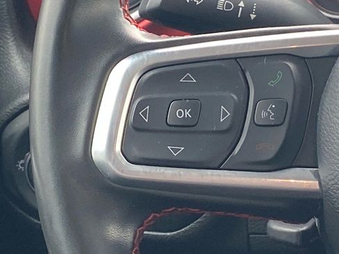 Used 2022 Jeep Wrangler Unlimited Rubicon w/ Safety Group image 8