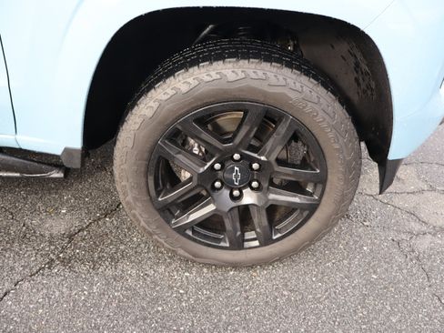 Used 2025 Chevrolet Colorado Z71 w/ Z71 Convenience Package 2 AWD/4WD image 38