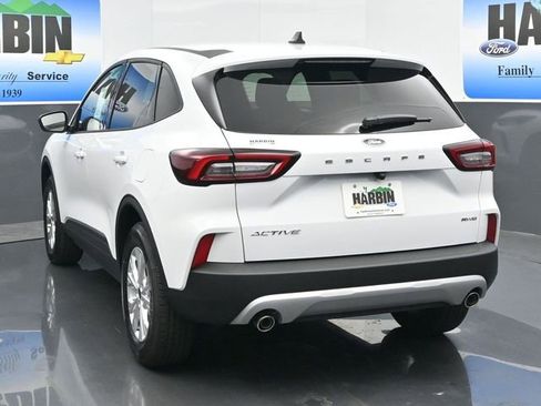 New 2025 Ford Escape Active w/ Cold Weather Package image 4