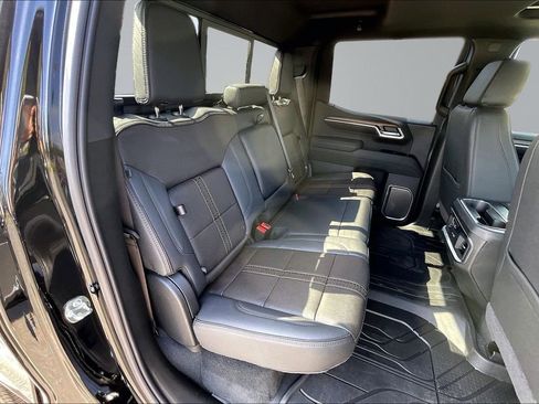 New 2026 Chevrolet Silverado 1500 High Country AWD/4WD image 10