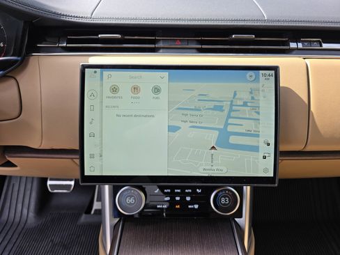 Used 2023 Land Rover Range Rover SE image 20