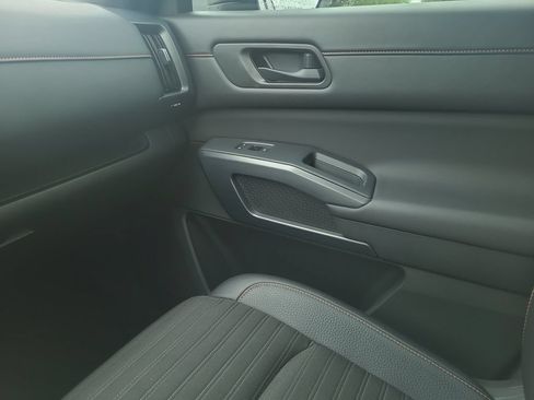 Certified 2025 Nissan Pathfinder Rock Creek AWD/4WD image 22