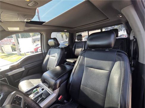 Used 2017 Ford F150 Lariat w/ Equipment Group 502A Luxury AWD/4WD image 13