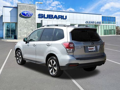 Used 2018 Subaru Forester 2.5i Premium image 4