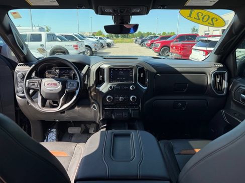 Used 2021 GMC Sierra 1500 AT4 w/ AT4 Premium Package AWD/4WD image 14