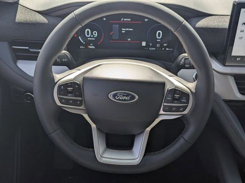 New 2026 Ford Explorer Active w/ Active Comfort Package image 9