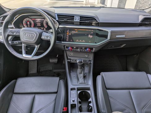 Used 2024 Audi Q3 2.0T Premium Plus w/ Premium Plus Package image 24