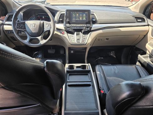 Used 2018 Honda Odyssey EX image 20