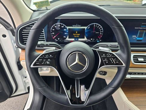 Used 2025 Mercedes-Benz GLE 450e 4MATIC image 14