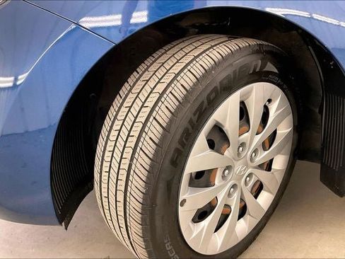 Used 2016 Hyundai Elantra GT FWD image 32