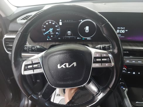Used 2023 Kia Telluride SX AWD/4WD image 9