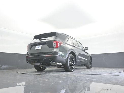 Used 2023 Ford Explorer ST-Line w/ Class IV Trailer Tow Package image 37