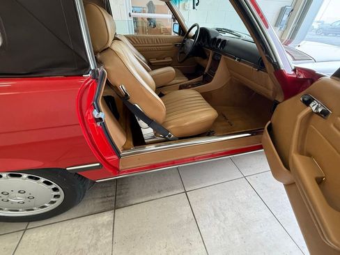 Used 1988 Mercedes-Benz 560 SL image 48