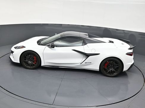 Used 2026 Chevrolet Corvette Z06 image 13