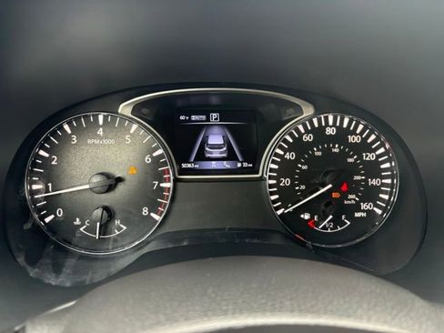 Used 2020 Nissan Pathfinder SV AWD/4WD image 28