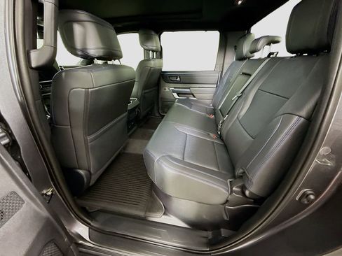 Used 2023 Toyota Tundra Platinum AWD/4WD image 17