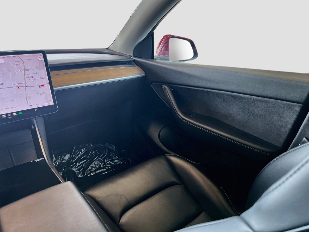 Used 2021 Tesla Model Y Long Range AWD/4WD image 24