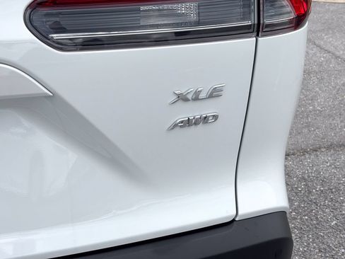 Used 2026 Toyota Corolla Cross XLE w/ Convenience Package AWD/4WD image 15
