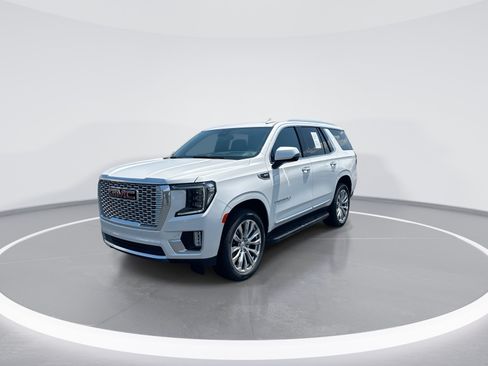 Used 2024 GMC Yukon Denali AWD/4WD image 5