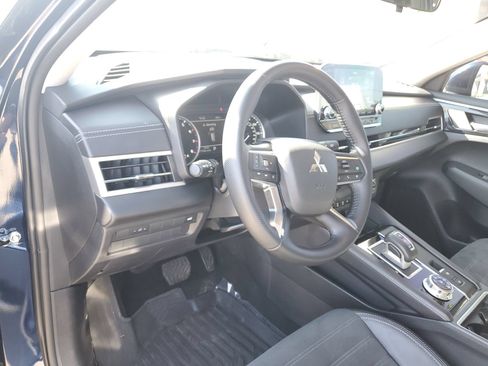 Used 2024 Mitsubishi Outlander SE AWD/4WD image 20