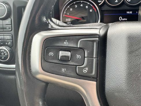 Used 2020 Chevrolet Silverado 1500 LT Trail Boss AWD/4WD image 9