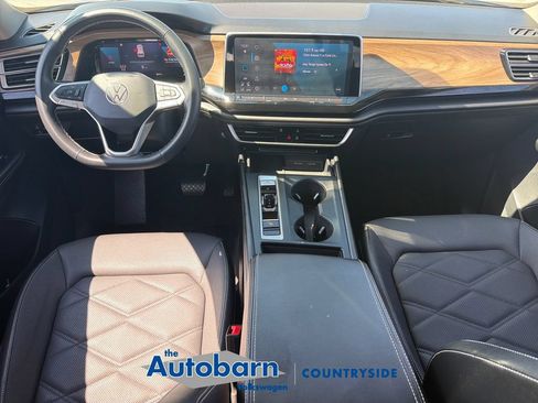 Certified 2024 Volkswagen Atlas SE AWD/4WD image 19
