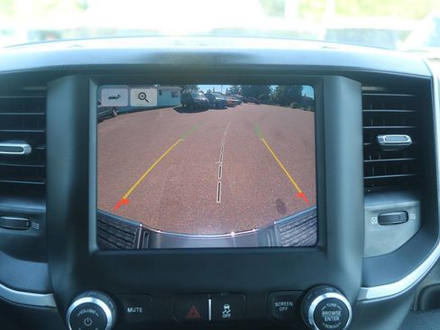 Used 2022 RAM 3500 Big Horn AWD/4WD image 34