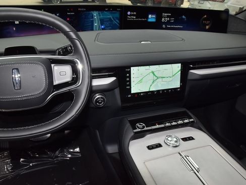 New 2027 Lincoln Navigator L Reserve w/ Jet Appearance Package AWD/4WD image 27
