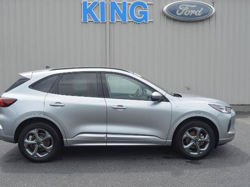 Certified 2023 Ford Escape ST-Line Select AWD/4WD image 1
