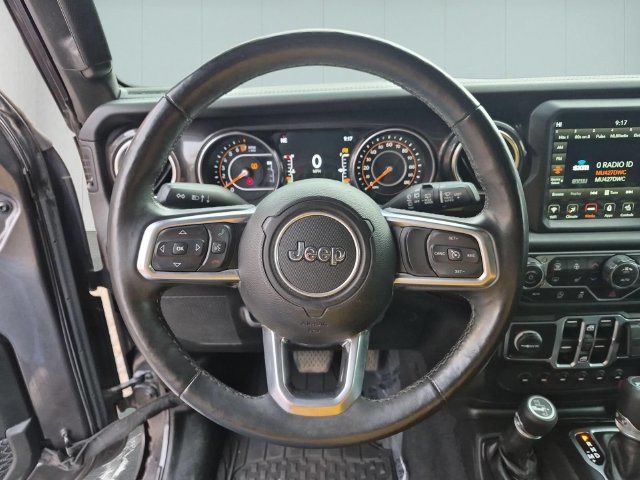 Used 2019 Jeep Wrangler Unlimited Sahara AWD/4WD image 17