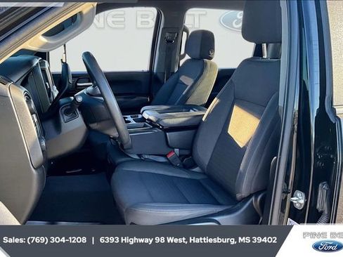 Used 2024 Chevrolet Silverado 2500 Custom w/ Custom Convenience Package image 19