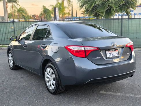 Used 2015 Toyota Corolla LE image 3