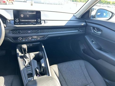 Used 2025 Honda Accord LX image 16