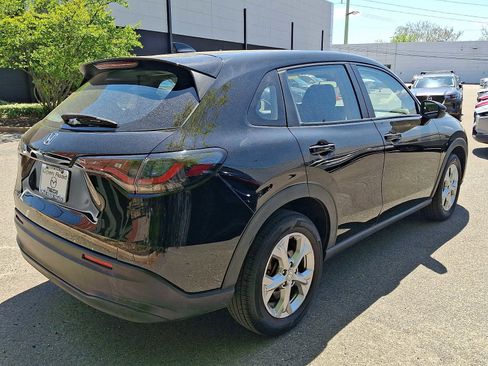 Used 2023 Honda HR-V LX image 4