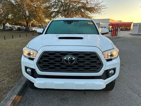 Used 2021 Toyota Tacoma TRD Sport image 8